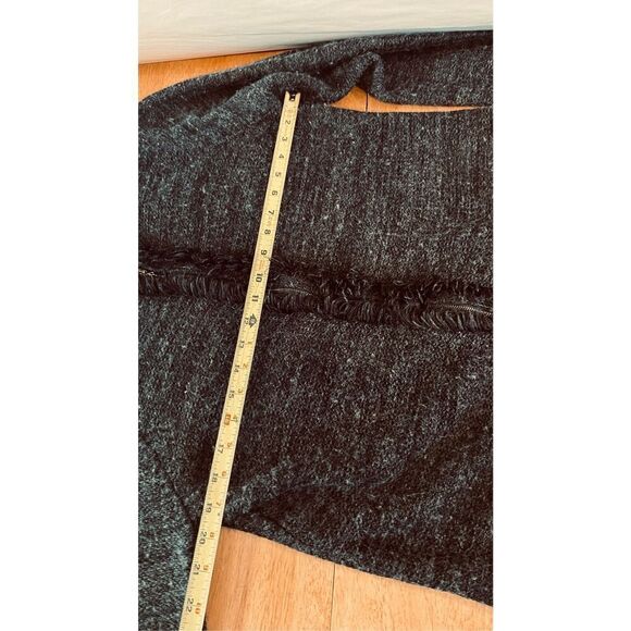 TAHARI CHARCOAL GRAY ZIP UP SWEATER FRINGE TRIM WOMENS SZ XL - Picture 11 of 12